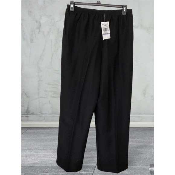 Alfred Dunner Pants Womens Size 18 Black Proportioned Medium pull on New w/flaw - Picture 1 of 9